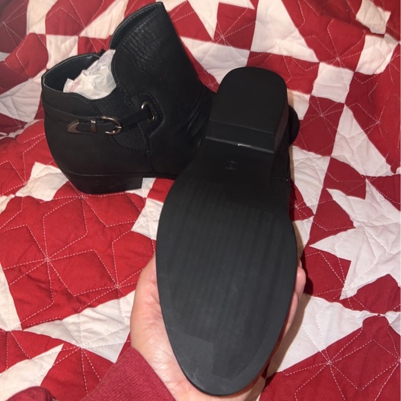 Black New Booties with Box - Picture 4 of 5